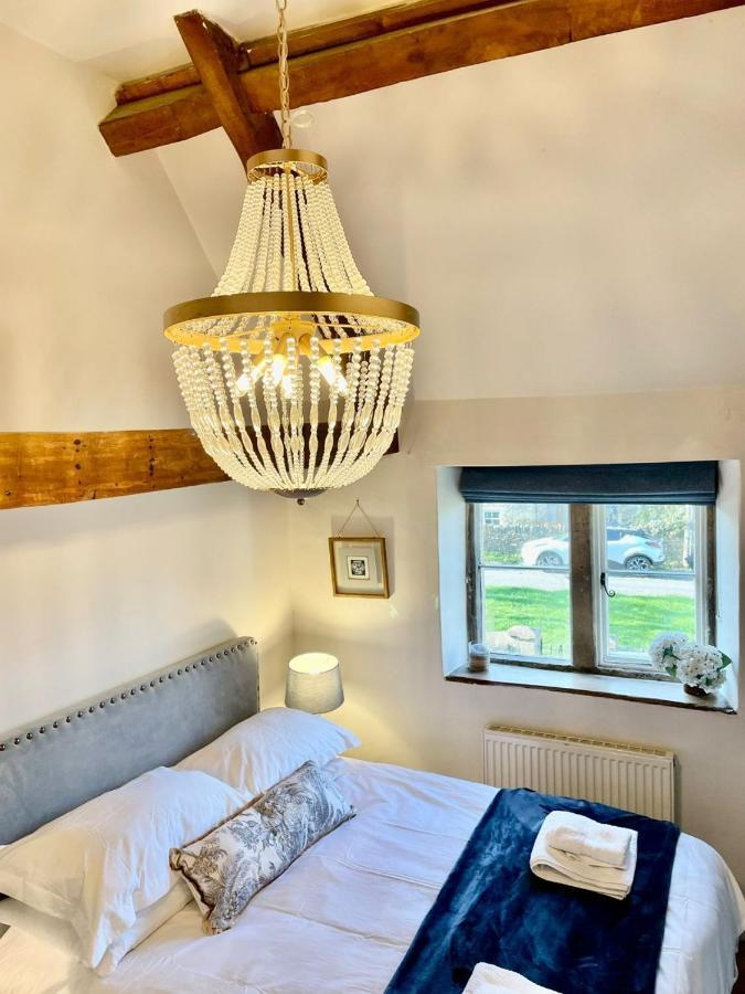 Hebe Cottage - Idyllic And Homely With Attention To Detail Atworth Luaran gambar