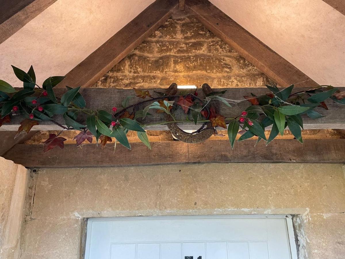 Hebe Cottage - Idyllic And Homely With Attention To Detail Atworth Luaran gambar