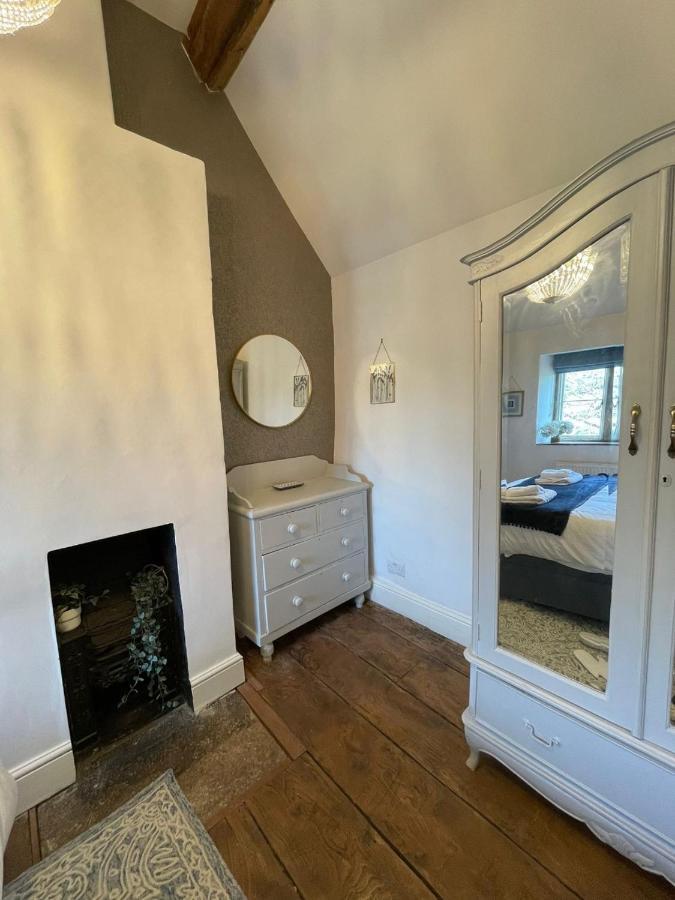 Hebe Cottage - Idyllic And Homely With Attention To Detail Atworth Luaran gambar