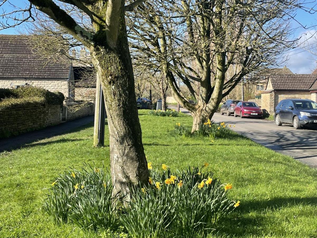 Hebe Cottage - Idyllic And Homely With Attention To Detail Atworth Luaran gambar