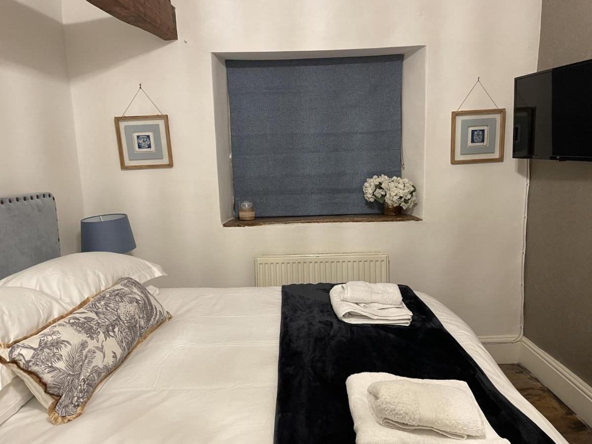 Hebe Cottage - Idyllic And Homely With Attention To Detail Atworth Luaran gambar